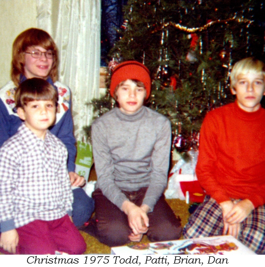 1975-12-SD Christmas.jpg
